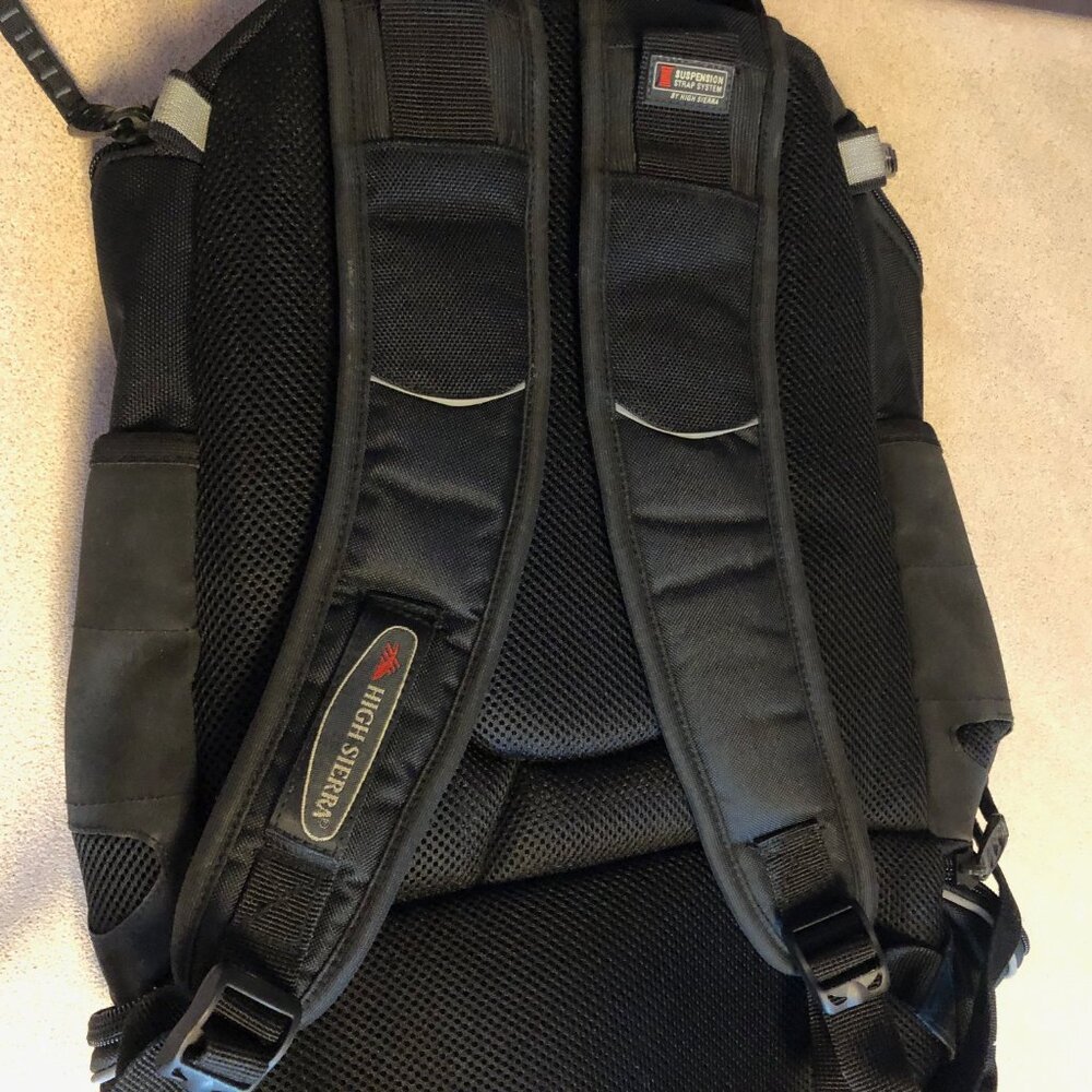 High Sierra Backback - Picture 5 of 5